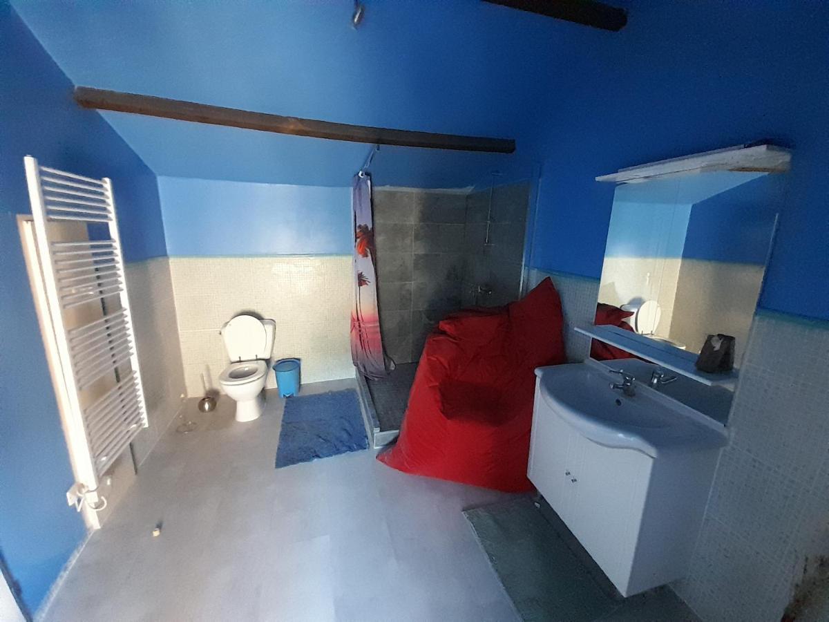 Le Prieure Bed and Breakfast Saint-Florent-sur-Auzonnet Εξωτερικό φωτογραφία