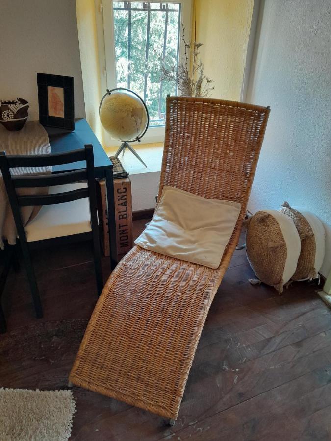Le Prieure Bed and Breakfast Saint-Florent-sur-Auzonnet Εξωτερικό φωτογραφία